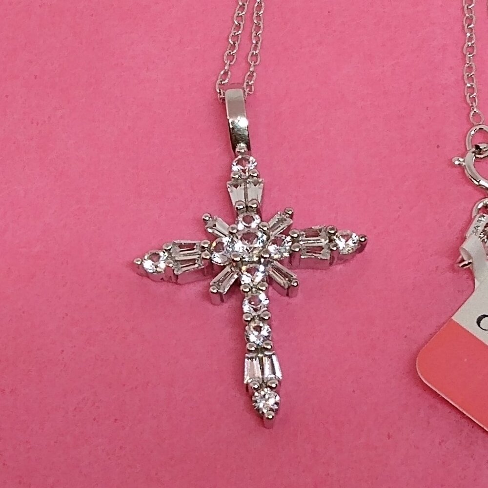 Nwt,  White sapphire necklace - Picture 10 of 11